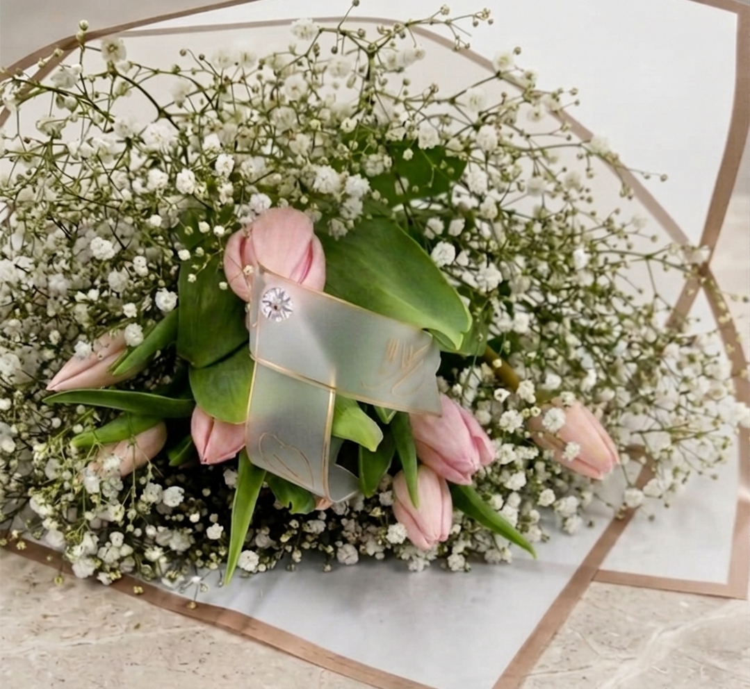 blushing-starlight-10-stems-pink.jpg blushing-starlight-10-stems-pink.jpg
