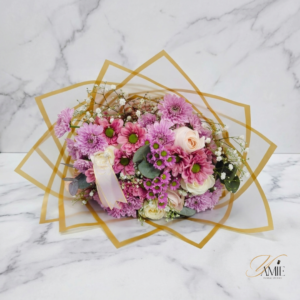 The Dreamy Sunset Bouquet Small — fresh flower arrangement delivered by Yamie Floral Studio