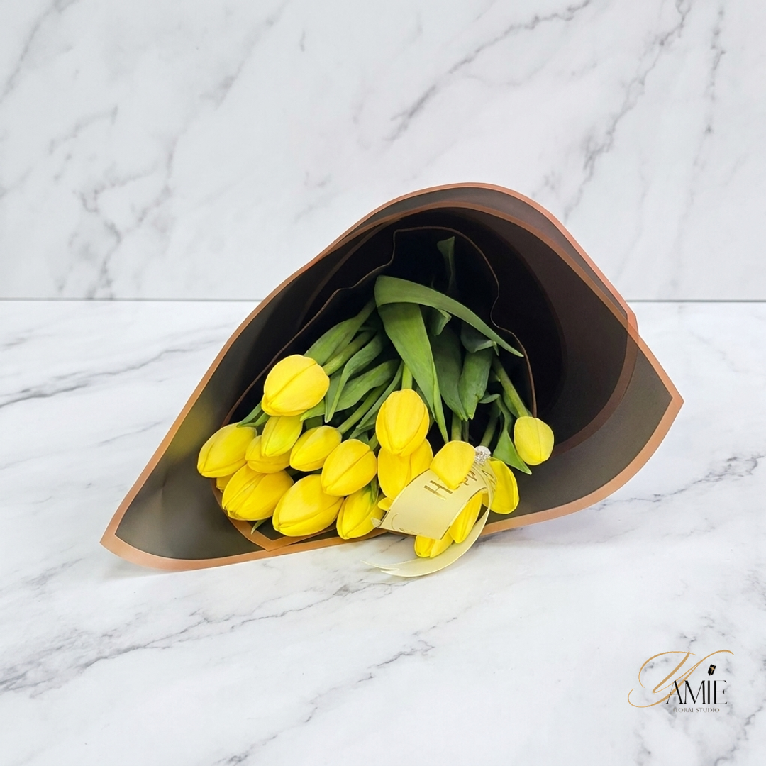 The Golden Sunrise Bouquet 15 stems The Golden Sunrise Bouquet 15 stems