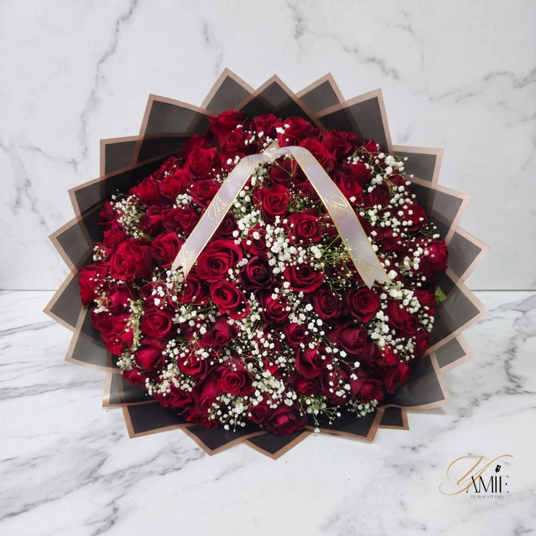 The Starlit Devotion Bouquet 100 Stems (Baby’s breath scattered) The Starlit Devotion Bouquet 100 Stems (Baby’s breath scattered)