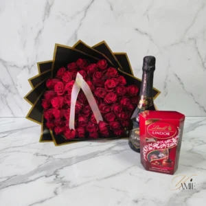 the-ultimate-romance-trio-yamie-floral-studio-35112-s1786947482708 the-ultimate-romance-trio-yamie-floral-studio-35112-s1786947482708