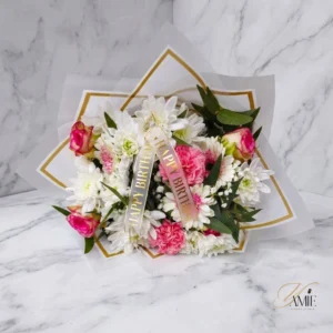 the-pink-petal-dream-bouquet-small-yamie-floral-studio-36100-logo2026 the-pink-petal-dream-bouquet-small-yamie-floral-studio-36100-logo2026