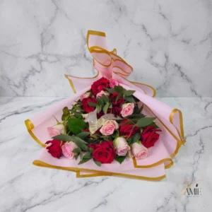 the-blushing-sunset-bouquet-medium-yamie-floral-studio-36880-s1791186426362 the-blushing-sunset-bouquet-medium-yamie-floral-studio-36880-s1791186426362