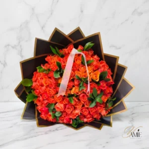 The Golden Moment Bouquet 100 Stems — fresh flower arrangement delivered by Yamie Floral Studio